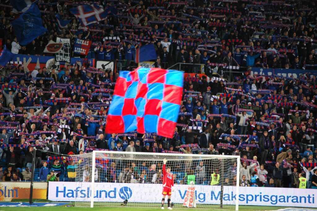 Vålerenga fans anthem